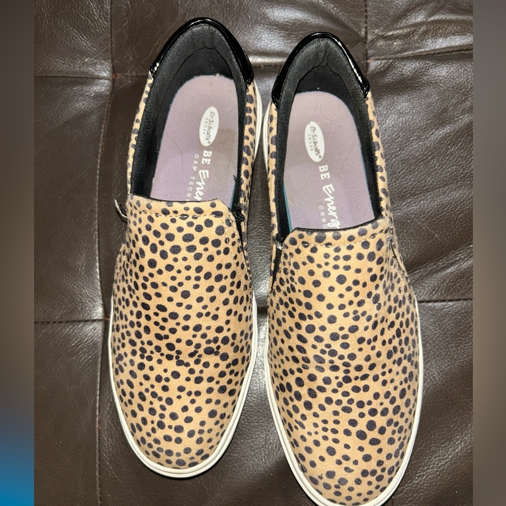 Dr. Scholls Leopard Print Casual Slip-Ons foam technology women’s sz 9